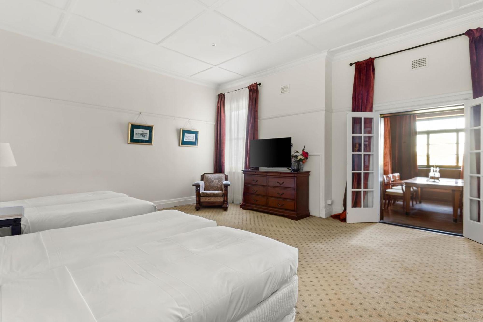 The Robertson Hotel מראה חיצוני תמונה