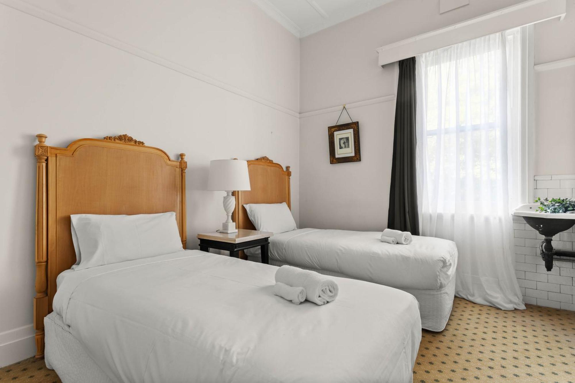 The Robertson Hotel מראה חיצוני תמונה